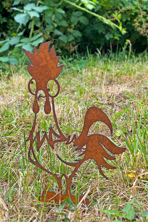 4 Funny Chickens - Metal Sculpture
